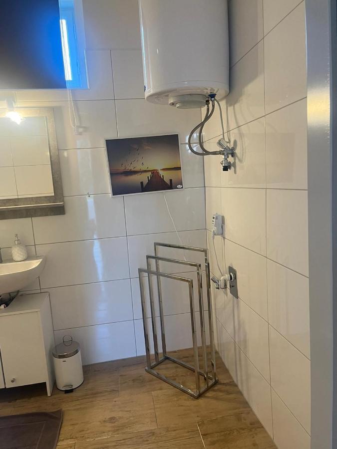 Santa Lucia Apartments Боденсдорф Екстериор снимка
